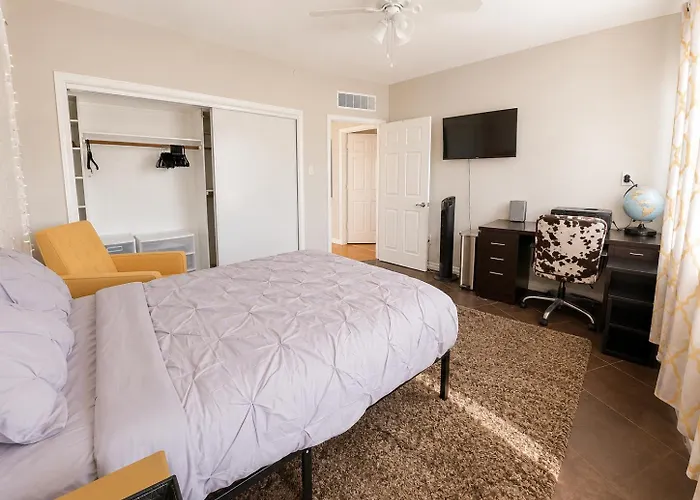Stylish Escape Near Downtown Wi-fi * Phoenix